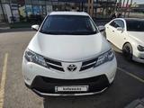 Toyota RAV4 2014 года за 8 200 000 тг. в Актобе