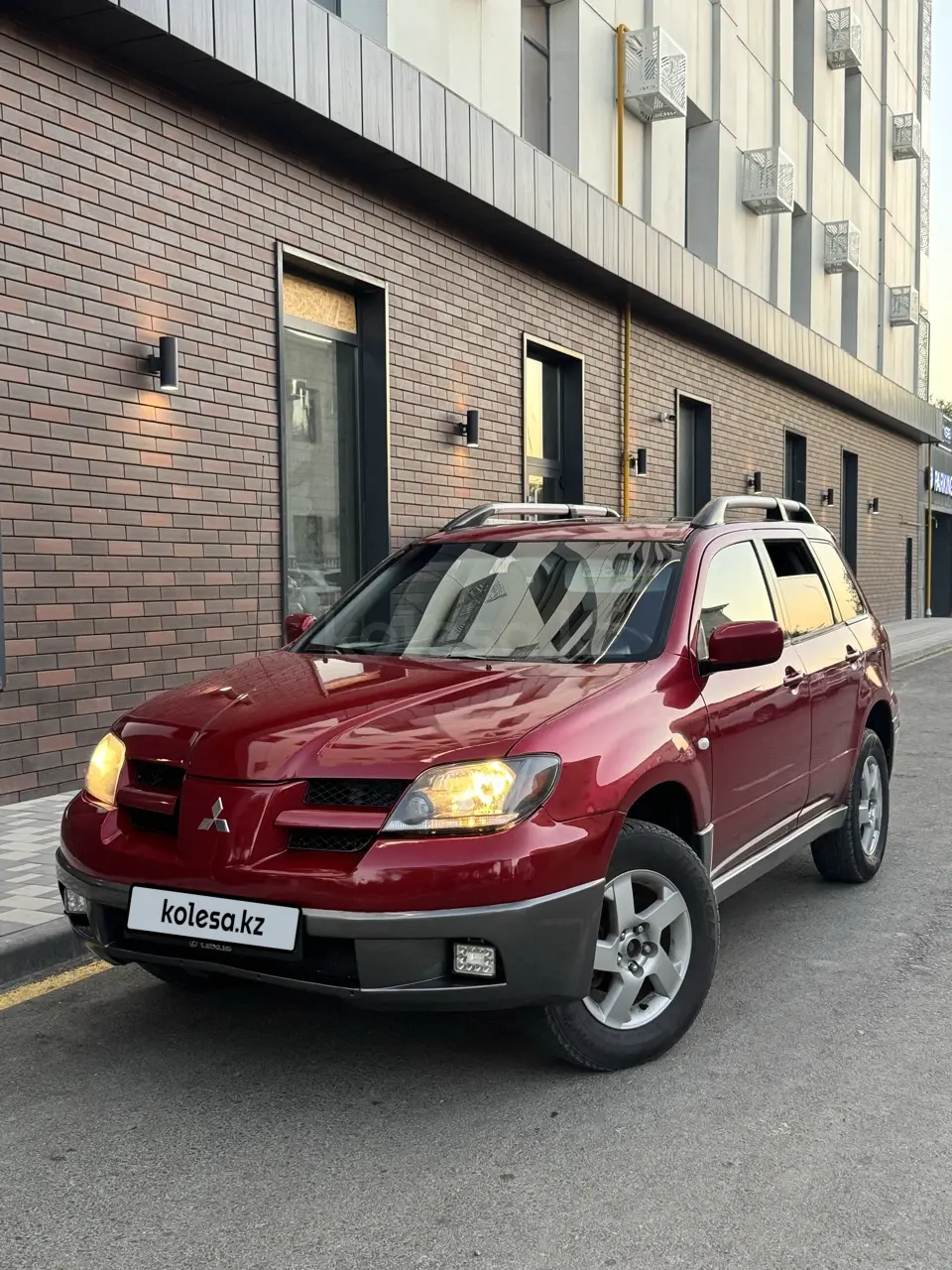 Mitsubishi Outlander, 2003