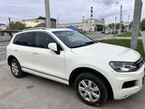 Volkswagen Touareg 2010 года за 7 600 000 тг. в Костанай – фото 2