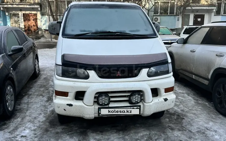 Mitsubishi Delica 2002 годаүшін8 600 000 тг. в Алматы