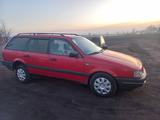 Volkswagen Passat 1993 года за 1 300 000 тг. в Караганда – фото 4