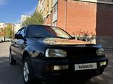 Volkswagen Golf 1994 годаүшін1 100 000 тг. в Астана – фото 4