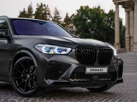 BMW X5 2019 года за 29 900 000 тг. в Алматы