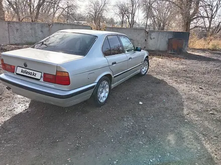BMW 520 1993 года за 1 900 000 тг. в Шу – фото 9