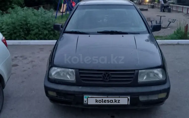 Volkswagen Vento 1995 годаfor1 050 000 тг. в Темиртау