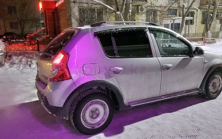 Renault Sandero Stepway 2014 годаfor3 500 000 тг. в Актобе