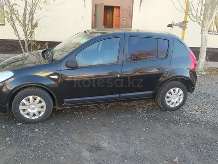 Renault Sandero 2010 года за 2 800 000 тг. в Кызылорда – фото 12