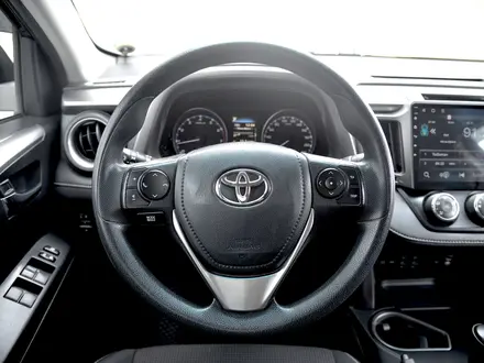 Toyota RAV4 Prestige 2017 года за 9 490 000 тг. в Кызылорда – фото 12