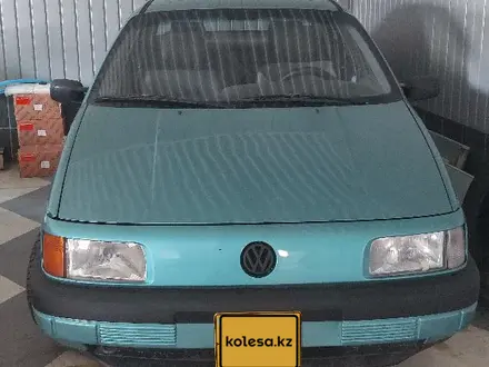 Volkswagen Passat 1992 года за 1 055 000 тг. в Павлодар – фото 2