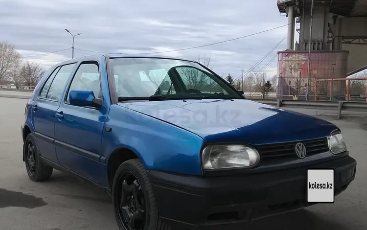 Volkswagen Golf 1992 года за 990 000 тг. в Семей