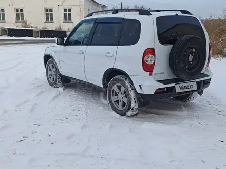 Chevrolet Niva 2017 года за 4 550 000 тг. в Семей – фото 3