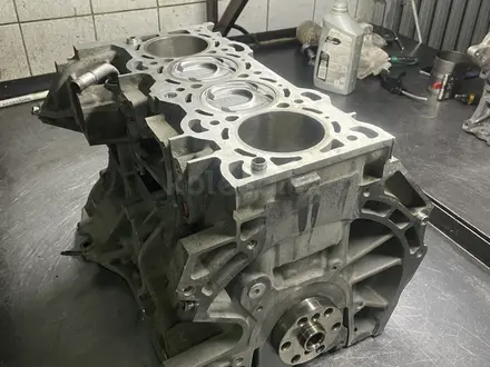 Шорт блок двигатель 2.0 ecoboost Ford Volvo Range Rover за 800 000 тг. в Алматы – фото 2