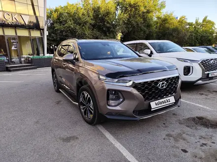 Hyundai Santa Fe 2020 года за 14 800 000 тг. в Шымкент