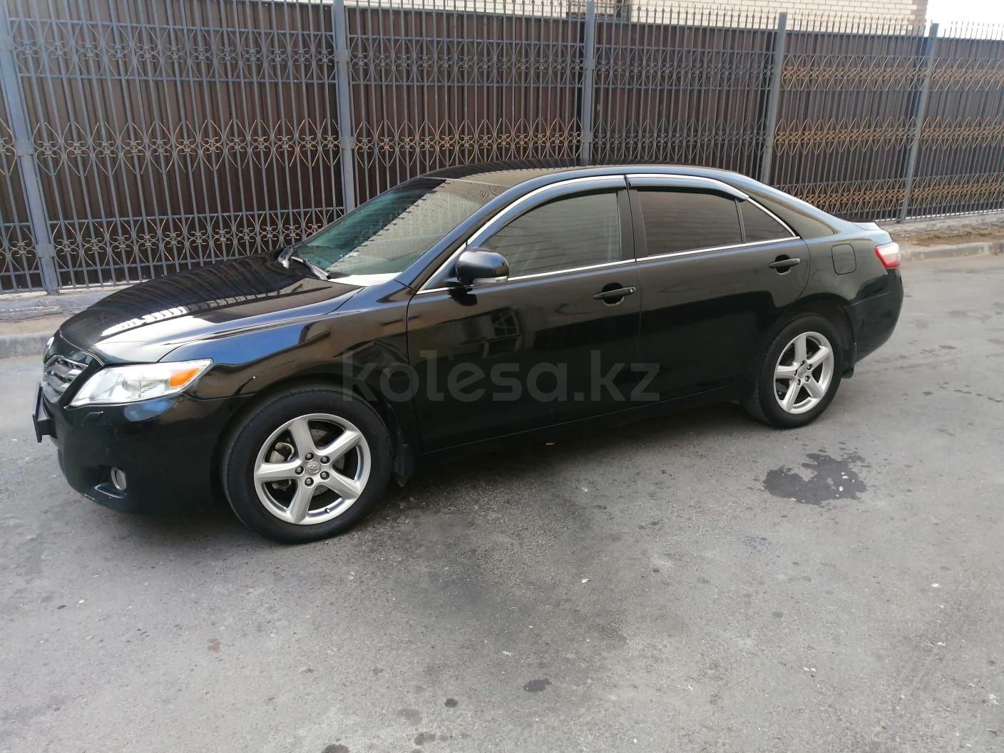 Toyota Camry 2011 г.