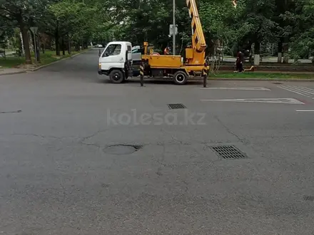 HYUNDAI 2000 года за 12 500 000 тг. в Алматы – фото 5