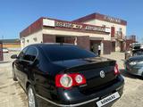 Volkswagen Passat 2007 года за 3 600 000 тг. в Атырау – фото 5