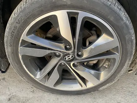 Диски Hyundai Elantra 215/45R17 за 300 000 тг. в Атырау – фото 3