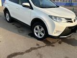 Toyota RAV4 2013 годаfor8 950 000 тг. в Алматы