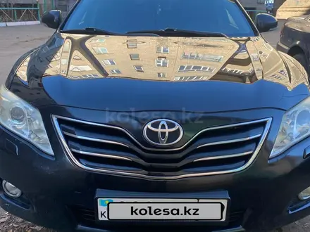 Toyota Camry 2010 года за 7 600 000 тг. в Караганда