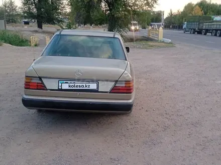 Mercedes-Benz E 230 1990 года за 799 999 тг. в Шу – фото 3