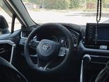 Toyota RAV4 2019 года за 13 900 000 тг. в Актау – фото 5