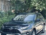 Toyota RAV4 2019 года за 13 900 000 тг. в Актау – фото 2