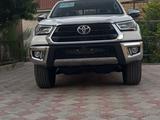 Toyota Hilux 2023 годаfor20 500 000 тг. в Жанаозен