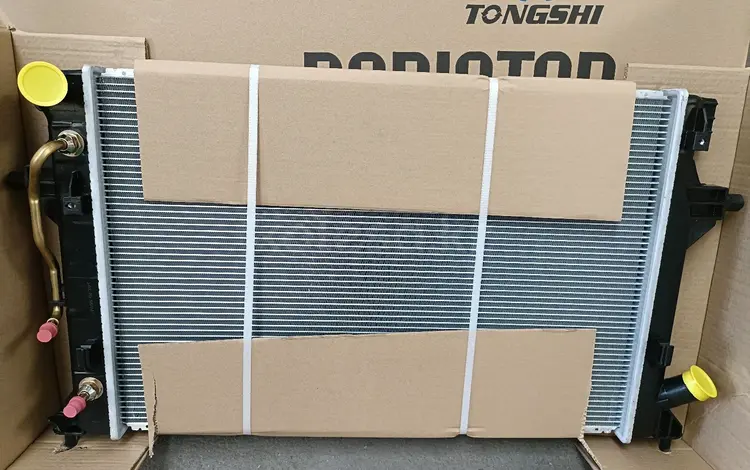 Радиатор охлаждения Hyundai Elantra за 2 000 тг. в Алматы