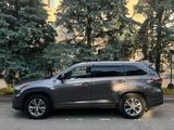 Toyota Highlander 2015 годаүшін15 400 000 тг. в Алматы – фото 4