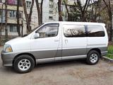 Toyota Granvia 2000 годаfor10 500 000 тг. в Алматы