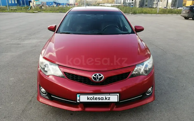 Toyota Camry 2014 годаүшін8 200 000 тг. в Усть-Каменогорск