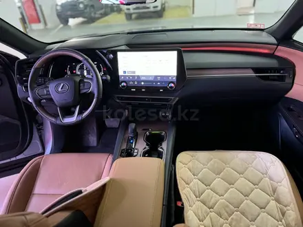 Lexus RX 350 2023 года за 42 500 000 тг. в Астана – фото 19
