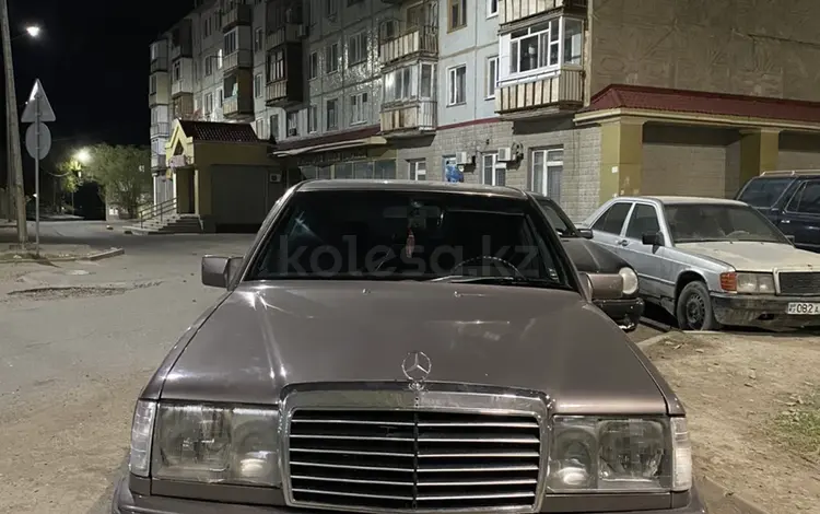 Mercedes-Benz E 300 1993 годаүшін2 000 000 тг. в Жезказган
