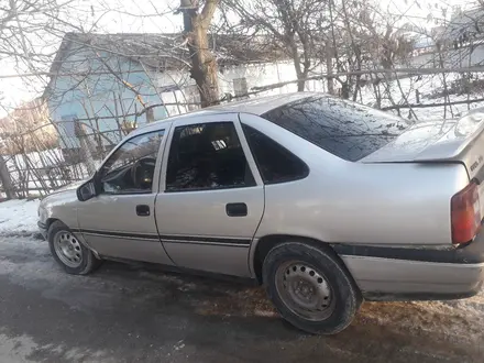 Opel Vectra 1991 года за 450 000 тг. в Абай (Келесский р-н) – фото 7