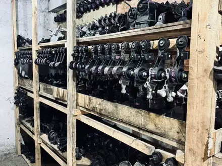 Подушки двигателя коробки за 20 000 тг. в Астана