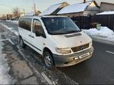Mercedes-Benz V 230 1997 года за 1 850 000 тг. в Алматы