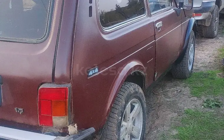 ВАЗ (Lada) Lada 2121 2002 годаүшін800 000 тг. в Актобе