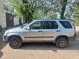 Honda CR-V 2004 годаүшін4 400 000 тг. в Актобе