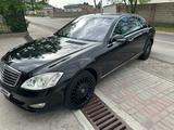 Mercedes-Benz S 350 2007 года за 7 300 000 тг. в Шымкент – фото 2