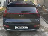 Hyundai Bayon 2024 года за 8 300 000 тг. в Алматы – фото 4