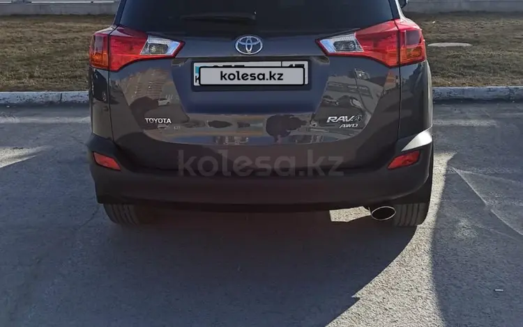 Toyota RAV4 2013 годаfor10 370 000 тг. в Петропавловск