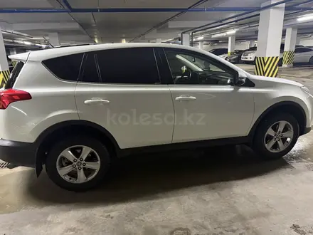 Toyota RAV4 2015 года за 10 500 000 тг. в Астана – фото 5