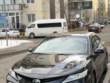 Toyota Camry 2021 года за 15 400 000 тг. в Алматы