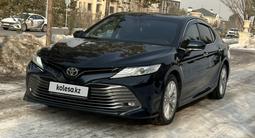 Toyota Camry 2019 года за 14 200 000 тг. в Алматы