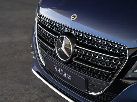 Mercedes-Benz V 300 Exclusive 2025 года за 74 306 120 тг. в Алматы – фото 4