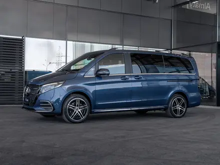 Mercedes-Benz V 300 Exclusive 2025 года за 74 306 120 тг. в Алматы – фото 2