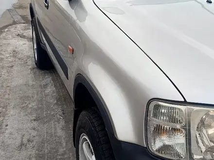 Honda CR-V 1997 года за 2 750 000 тг. в Алматы – фото 2