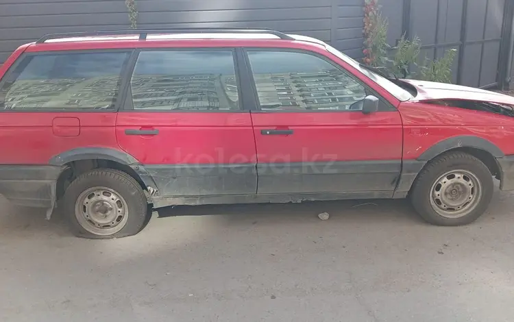 Volkswagen Passat 1992 года за 600 000 тг. в Павлодар