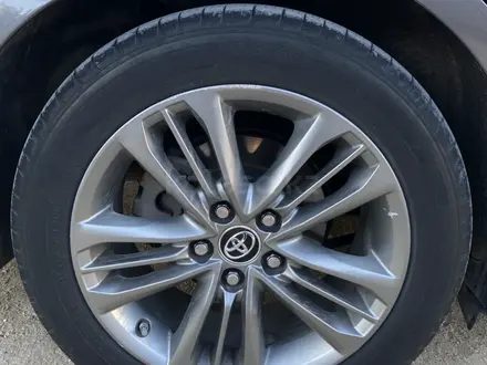 Toyota Camry 2015 года за 8 000 000 тг. в Бейнеу – фото 16