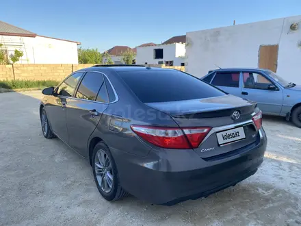 Toyota Camry 2015 года за 8 000 000 тг. в Бейнеу – фото 2